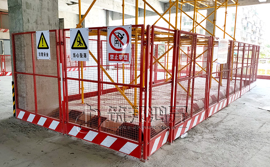 建筑工地塔吊護(hù)欄，塔吊基礎(chǔ)護(hù)欄